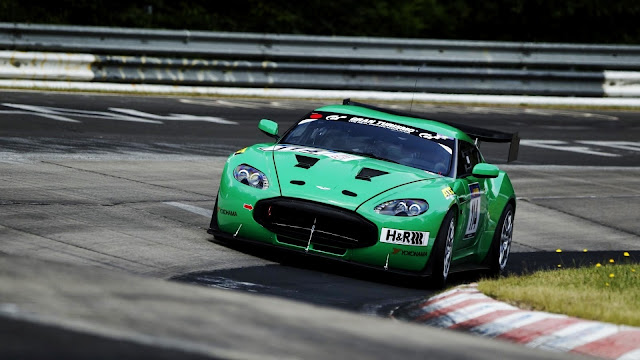 Aston Martin V12 Zagato 2011