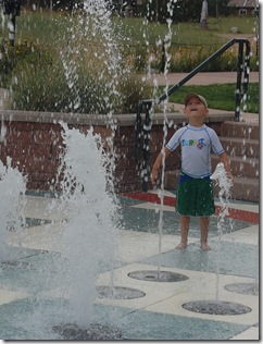 Fountains, Tiny Town & Red Rock Picnic 013