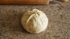 http://cupcakeluvs.blogspot.dk/2015/05/keema-naan-keema-naan.html