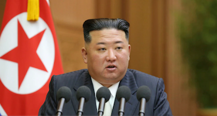 كوريا الشمالية تطلق صاروخا باليستيا قبل زيارة نائبة الرئيس الأمريكي كامالا هاريس لكوريا الجنوبية