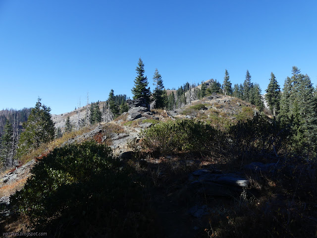 trail along the ridge top