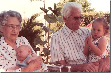 holly and tony with great granparents (hinkle)