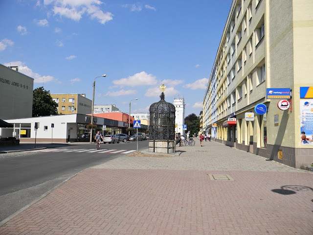 Jak w Nysie znaleźć piękną studnię. Wskazówki lokalizacji zabytku.