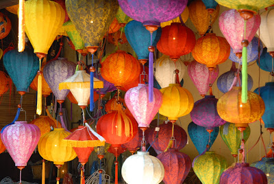 (Vietnam) - Hoi An - Buy lanterns