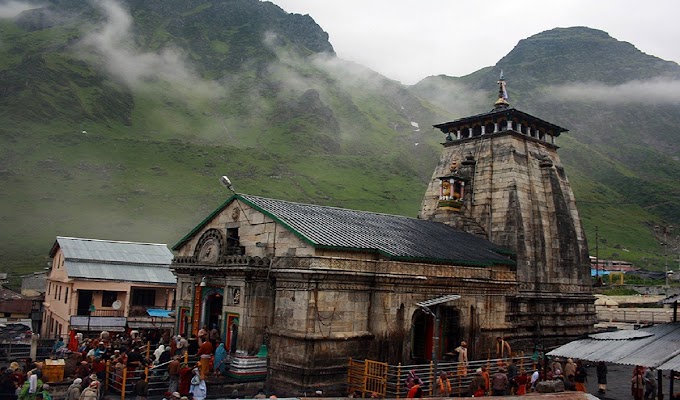 सावन में जरूर करें भगवान शिव के इन 5 मंदिरों के दर्शन, महादेव पूरी करेंगे हर मनोकामना