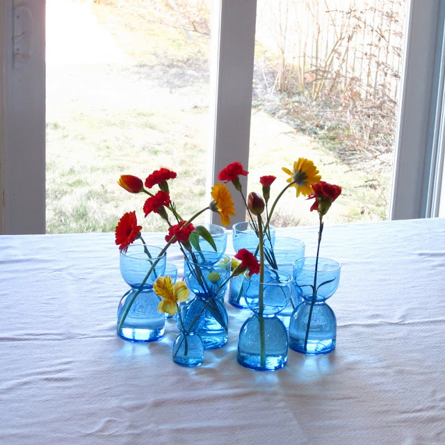 Initially I had the vases too far apart and the arrangement didn't look