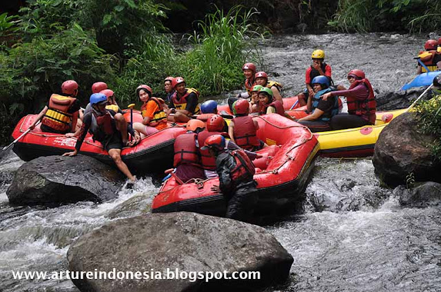 PAKET RAFTING DI PANGALENGAN