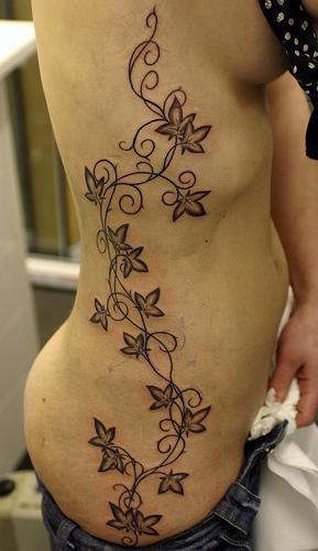 girls tattoos on side. pictures side tattoos for
