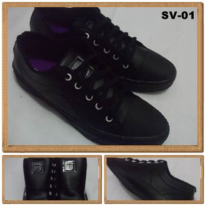  Sepatu  Anak  Sekolah Warrior  Vans Fred Perry Motix 