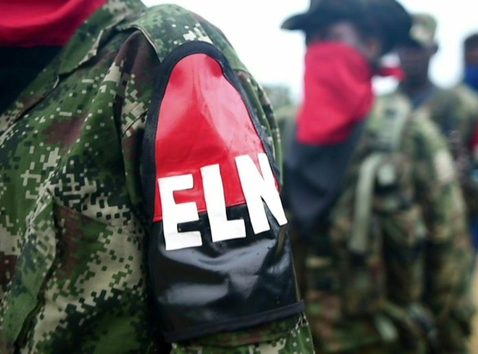 El gobierno de Colombia suspende el alto el fuego con el ELN a la espera de pactar condiciones