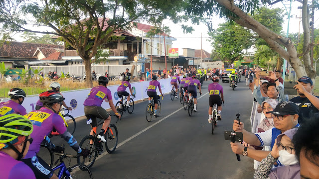 Polresta Banyuwangi Lakukan Pengamanan, Event Balap Sepeda Dekade Ride API Aman dan Lancar
