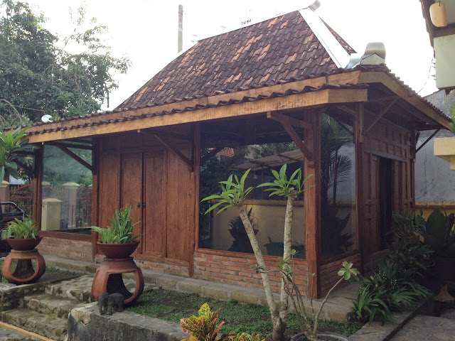 Pembangunan rumah untuk Butik di krapyak kulon, yogyakarta.