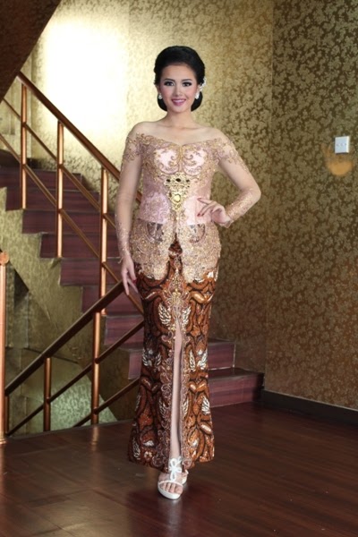 Model Kebaya  Broklat Untuk  Pesta tren kebaya  muslim 