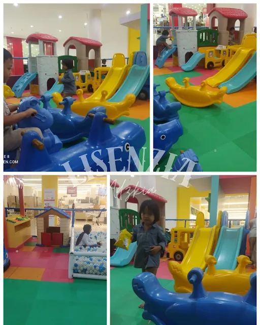 Playground Dino Park