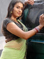 Actress, wet, navel, pictures