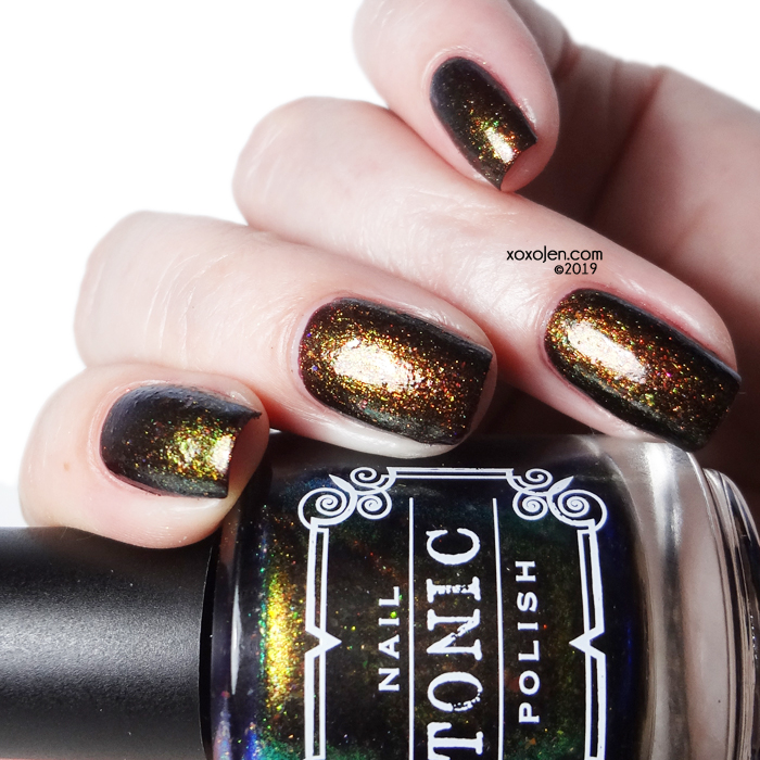 xoxoJen's swatch of Tonic Off the hook