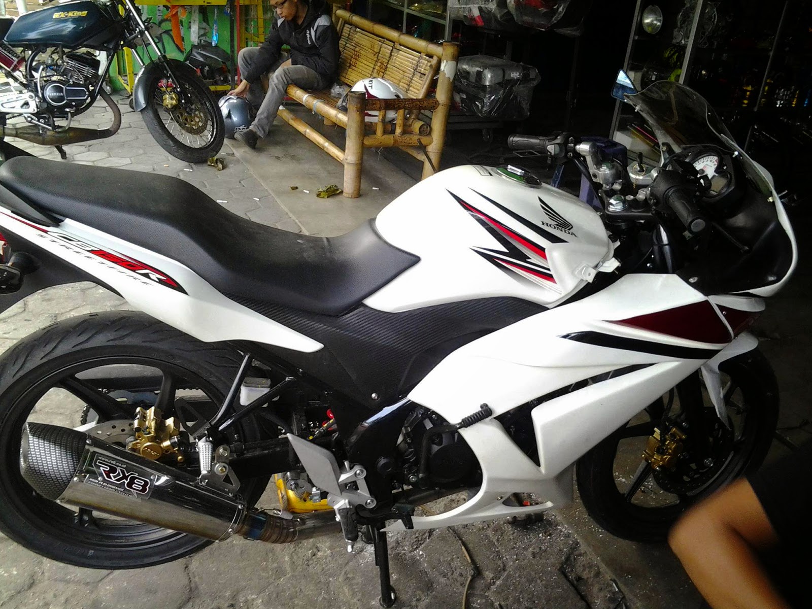 Japstyle Cbr 150 Modifikasi Motor Japstyle Terbaru