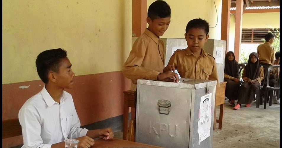 KPU Kab. Bima Dukung "PEMILU" Osis SMPN 1 Wawo ~ Kampung 