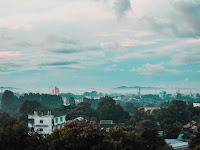 Perbedaan Penggunaan CAN dan COULD dalam Bahasa Inggris