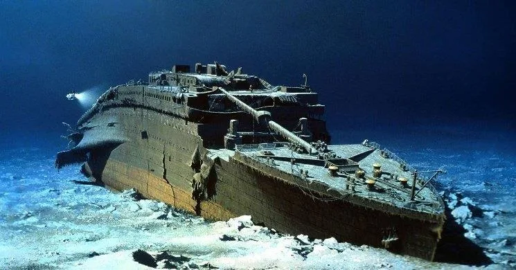 Bilim Adamları Titanik'i 103 Yıl Sonra Keşfe Çıktı! İşte o Korkunç Görüntüler!