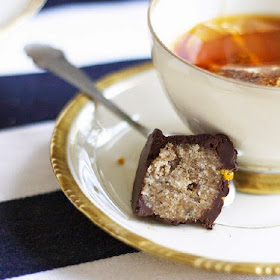 picture of raw cacao coconut treat