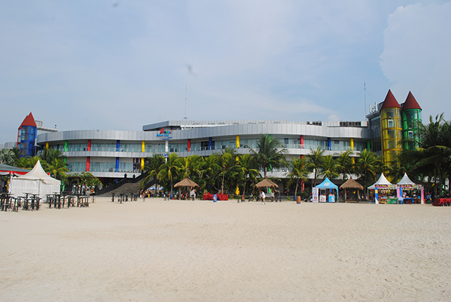 Ancol Beach City, Mall-nya Sepi euy...