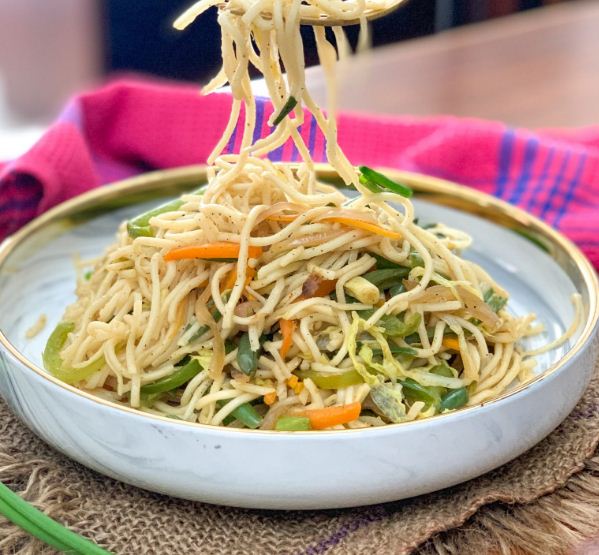 The Chinese dish instruction are make for Homemade Vegetarian Chinese Noodles Recipe