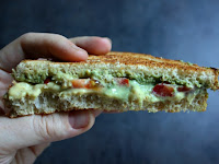 PESTO CAPRESE SANDWICH