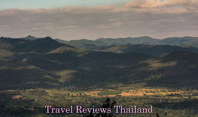 เที่ยววัดพระบาทปู่ผาแดง