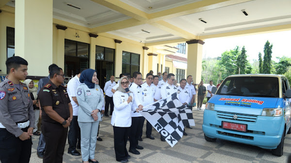 Mbak Bupati Ela Siti Nuryamah Launching Mobil Samsat Keliling Lampung Timur untuk Permudah Layanan Pajak