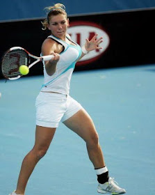 Simona Halep recepcionado la pelota