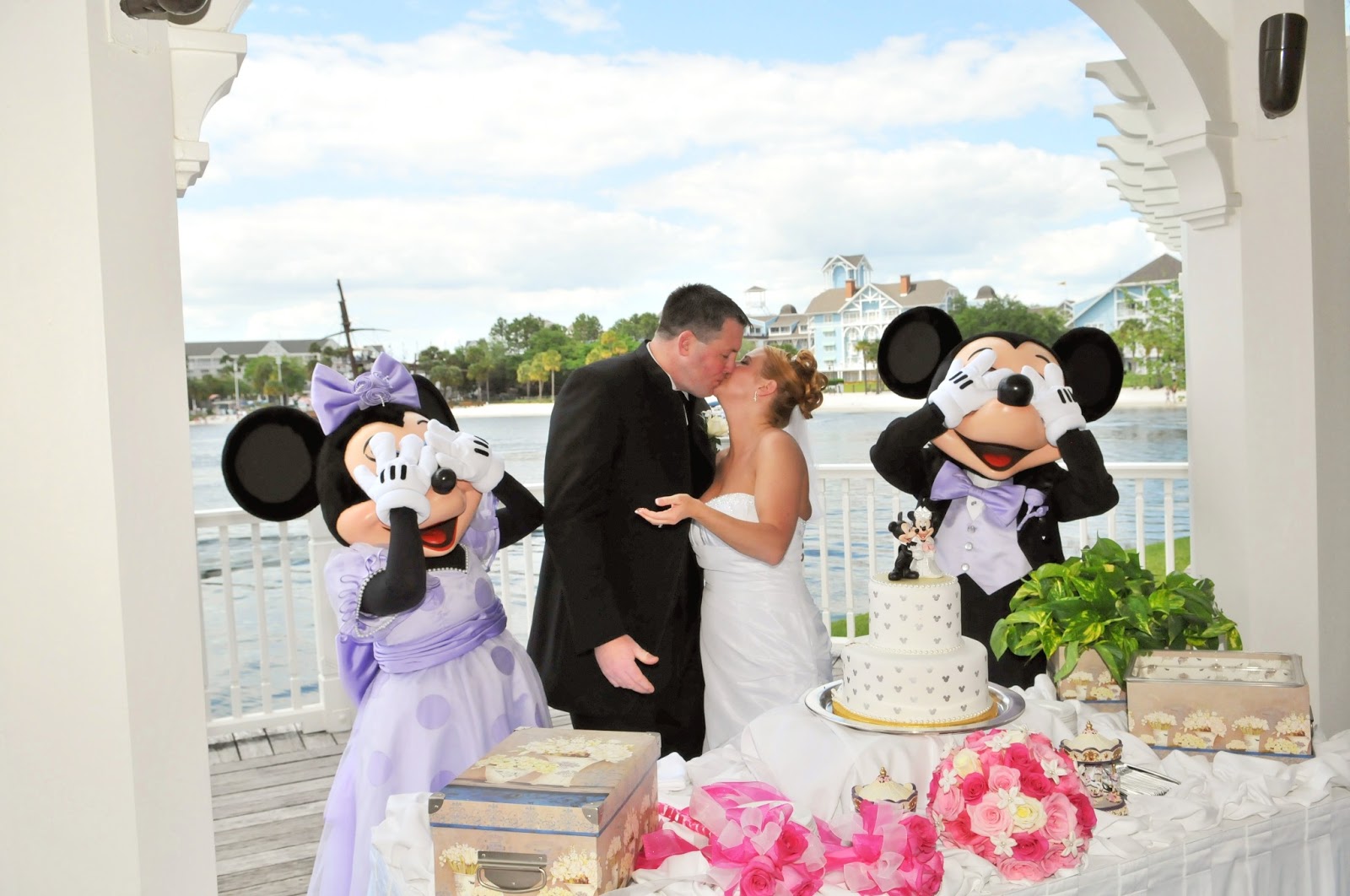 Yes You Can Have a Wedding  At Disney  for Under 10 000 