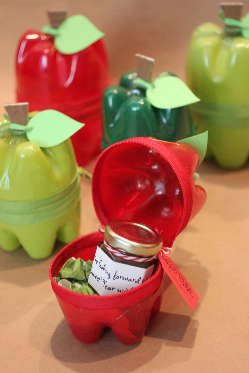 ペットボトルでりんごの小物入れの作り方 リンゴボックスdiy リサイクル工作 Handful ハンドフル