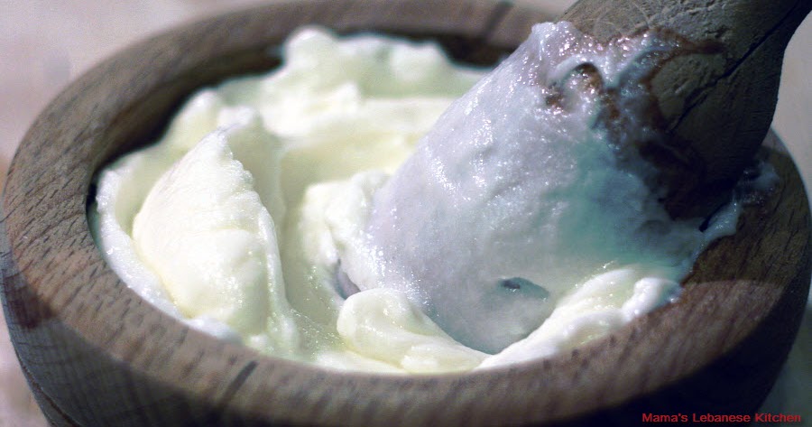 Lebanese Garlic Sauce Recipe: Toum | LEBANESE RECIPES