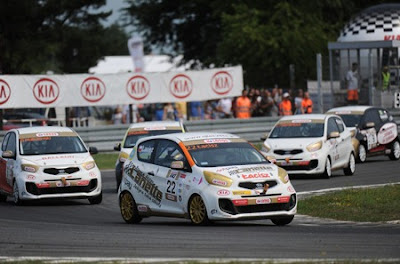 Kia Picanto na torze Slovakiaring