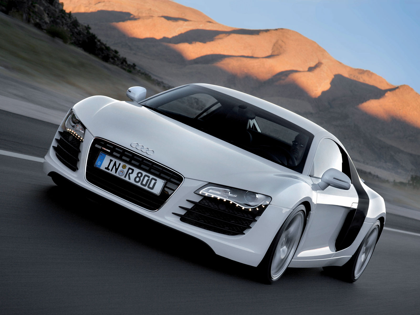 Audi R8 Side Wallpaper