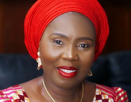 Akeredolu’s Wife, Security Aide Test Positive For COVID-19