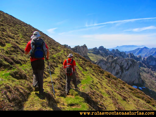 Ruta al Campigüeños y Carasca: Bajando del Campigüeños