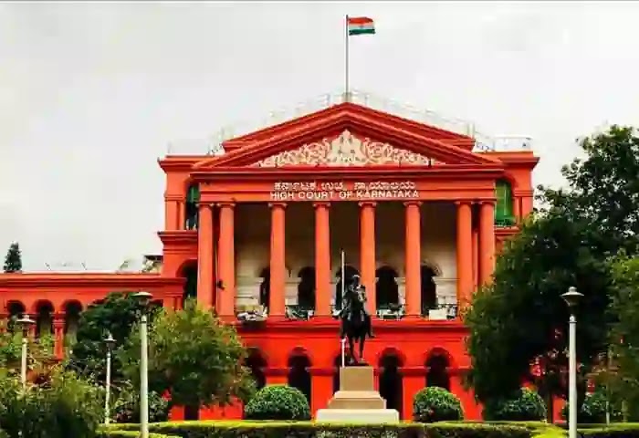 News, National, Karnatak High Court, Maintenance Case, Court Verdict,  Karnataka HC Upholds Reduction Of Maintenance To 'Capable' Wife; Says She Can't Sit Idle, Can Only Seek 'Supportive Maintenance' From Husband.
