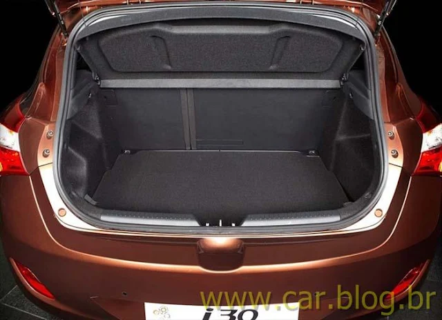 Novo Hyundai i30 2012 - porta-malas