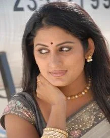 Roopa Iyer Family Husband Son Daughter Father Mother Marriage Photos Biography Profile.