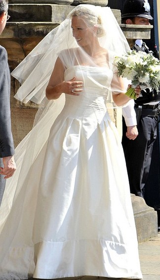  Zara  Phillips Wedding  Dress  Pictures Gallery