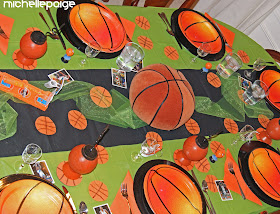 Basketball Party Table decor.
