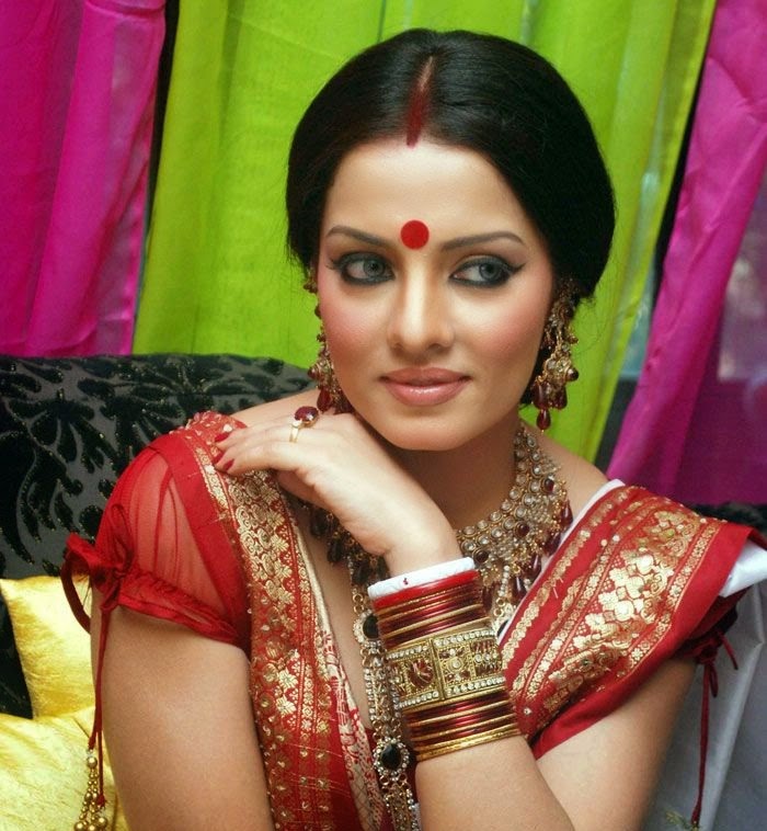 Celina Jaitly HD Wallpapers Free Download