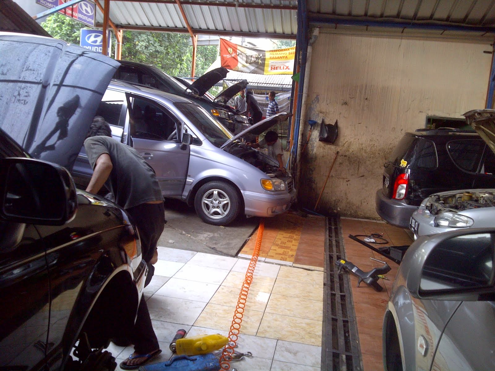 Bengkel Specialist Hyundai Kia Timor