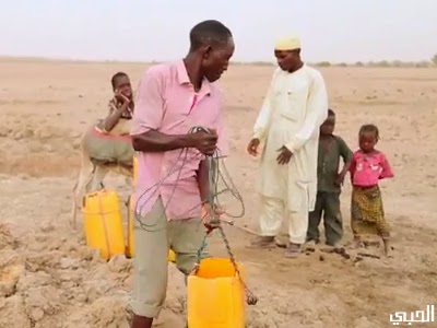 فيديو: مشاري الخراز ينقل مآسي المسلمين في النيجر لندرة الماء !