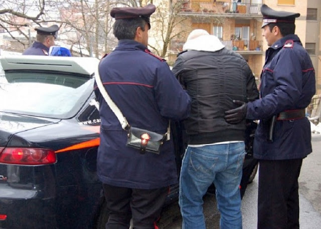 The moment of the arrest of one of the Albanians  