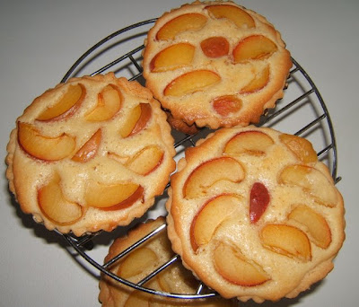 Tarteletas de albaricoques y crema de almendras (Tartelettes aux abricots à la crème d'amande)