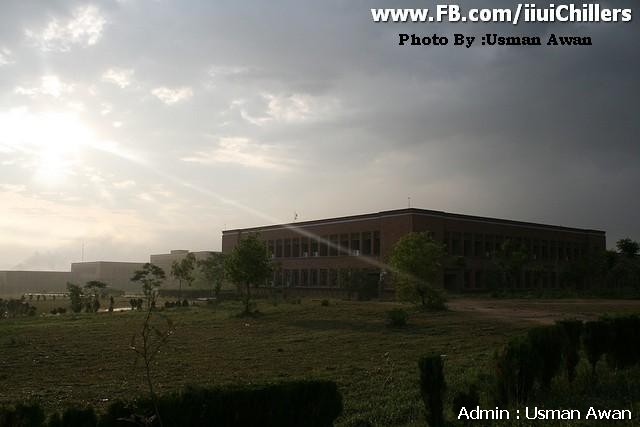 iiui block view from garden