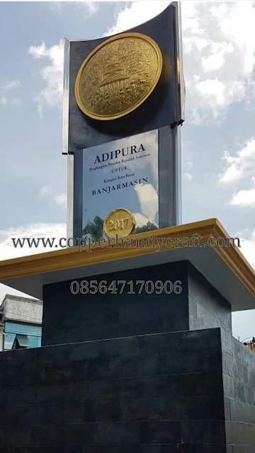 kerajinan-tugu-adipura-kuningan